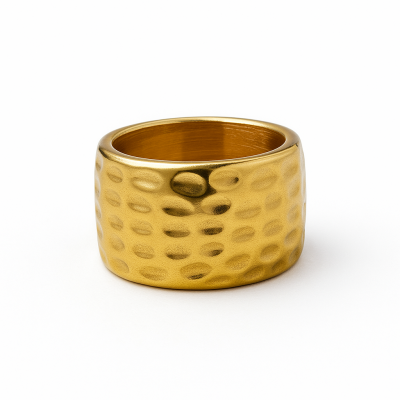 Σφυρήλατο Χρυσό Δαχτυλίδι